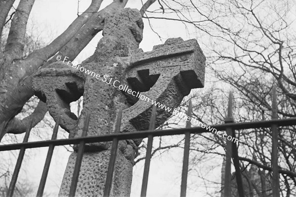 ST CRONAN'S CHURCH  CROSS AND TOWER